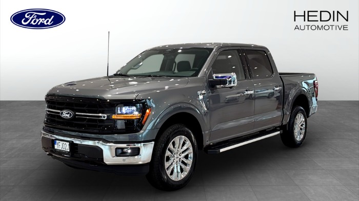 F150  XLT 5.0L V8 406 HP 6-Sits