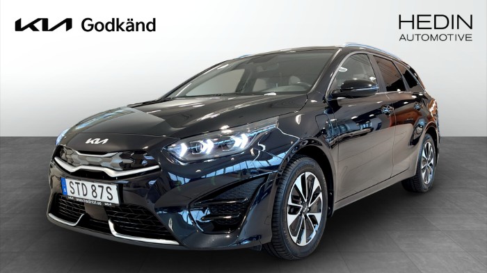 Ceed SW Phev Action