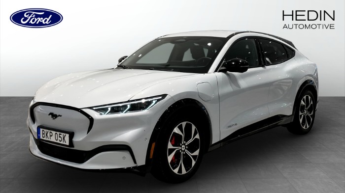 MACH-E STANDARD RANGE AWD Teknikpaket
