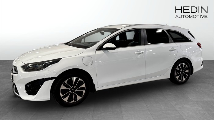 CEED SW PHEV ACTION