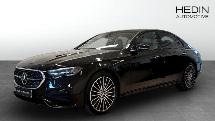 300 de 4MATIC Sedan | AMG Line | Pano | | Burmester |
