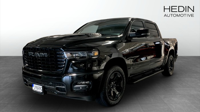 1500 SPORT CREW CAB 4X4 HEMI