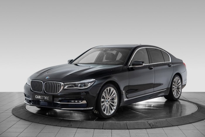 730d xDrive 211hk