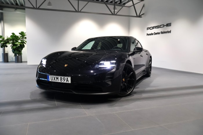GTS Sport Turismo / 598 HK