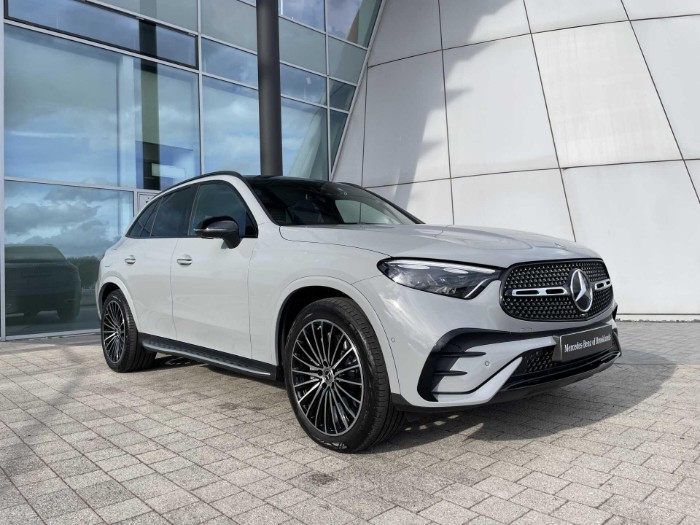 2.0 GLC300dh MHEV AMG Line (Premium Plus) SUV 5dr Diesel Hybrid G-Tronic+ 4MATIC Euro 6 (s/s) (291 ps)