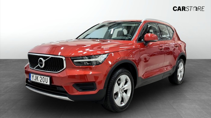 XC40 Momentum Pro T3 163hk \\ Navi \\ Apple Carplay