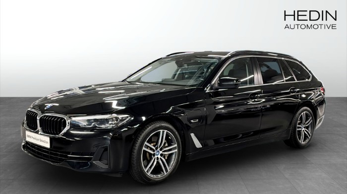 530e xDrive Touring Dragkrok Sportstolar HiFi