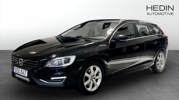 V60 D4 Geartronic Momentum