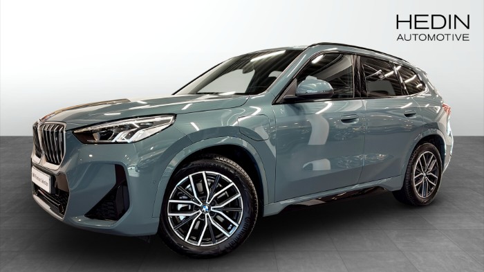 xDrive25e  M Sport Rattvärme Drag