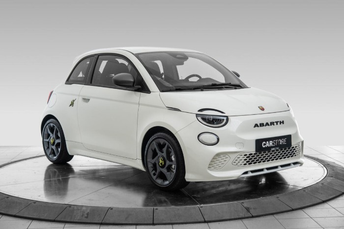 Abarth e 43 kWt