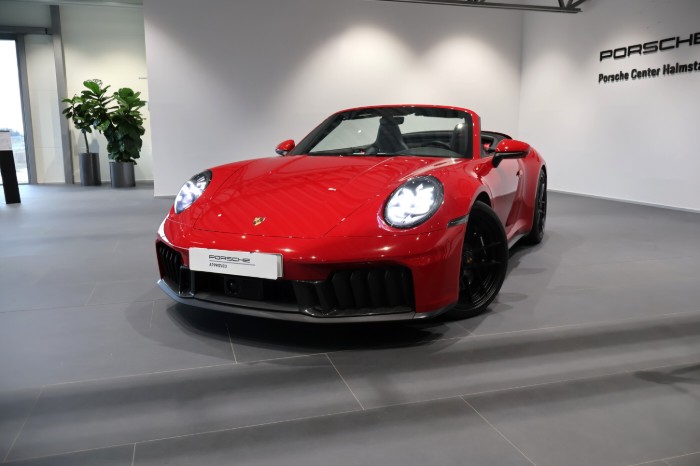 992.2 Carrera 4 GTS Cabriolet 541HK / Leasbar/VAT