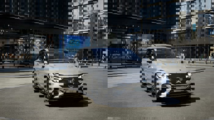 300 Sedan
