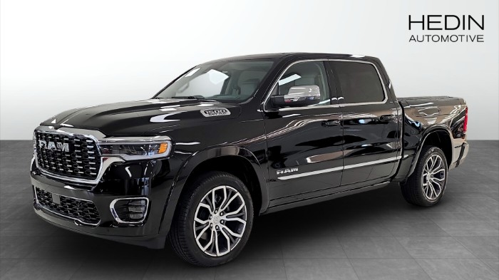 RAM 1500 TUNGSTEN CREW CAB