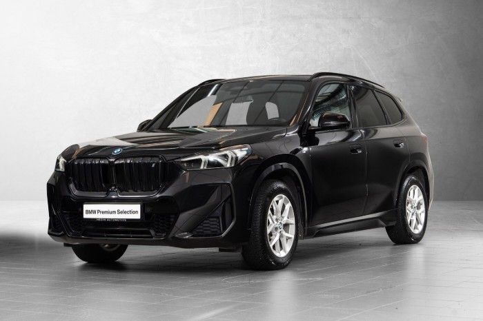 xDrive30 Fully Charged (K)