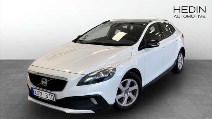 V40 CROSS COUNTRY