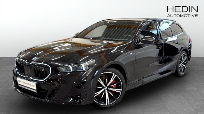 xDrive40 Touring M Sport Pro Innovation Travel Drag H/K