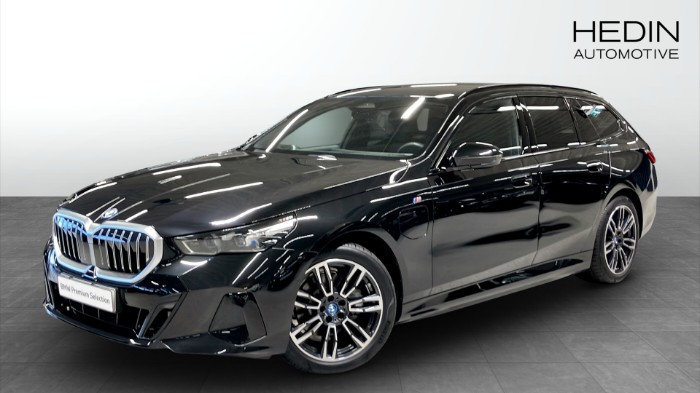 530E XDRIVE TOURING