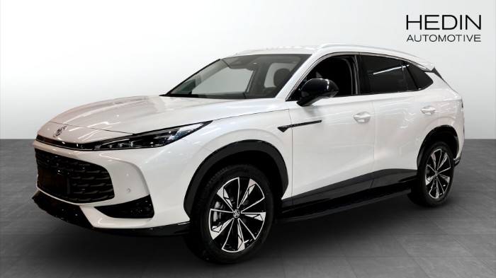 LUXURY Plug-In Hybrid