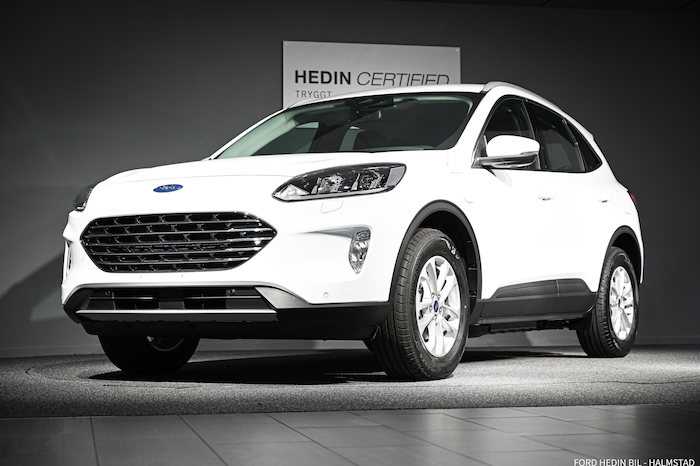 Titanium Plug-In Hybrid /225HK/56km EL/