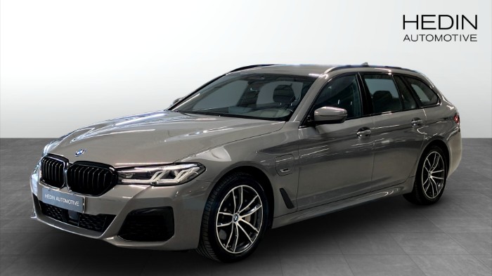 Xdrive Touring M-paket Rattvärme Adaptiv LED-strålkastare