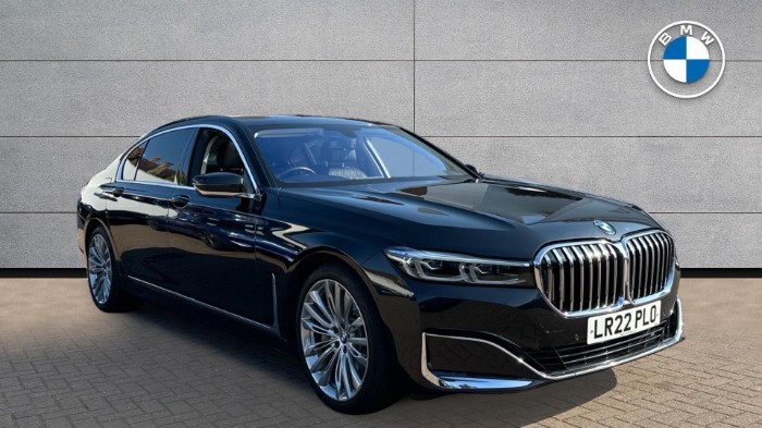 745Le xDrive Saloon