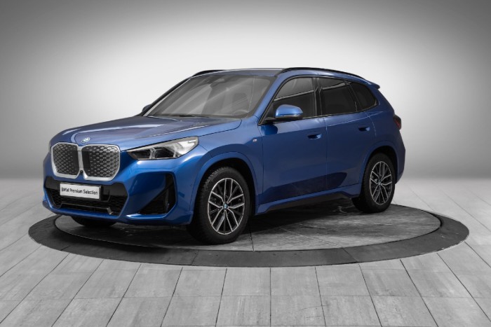 xDrive30 Fully Charged Premium E. (K)