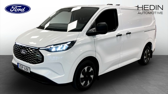 320S Trend 218hk RWD 82.5 kWh | Dragkrok