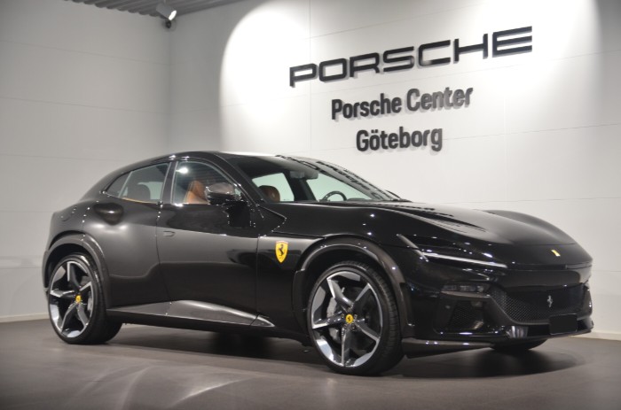 V12