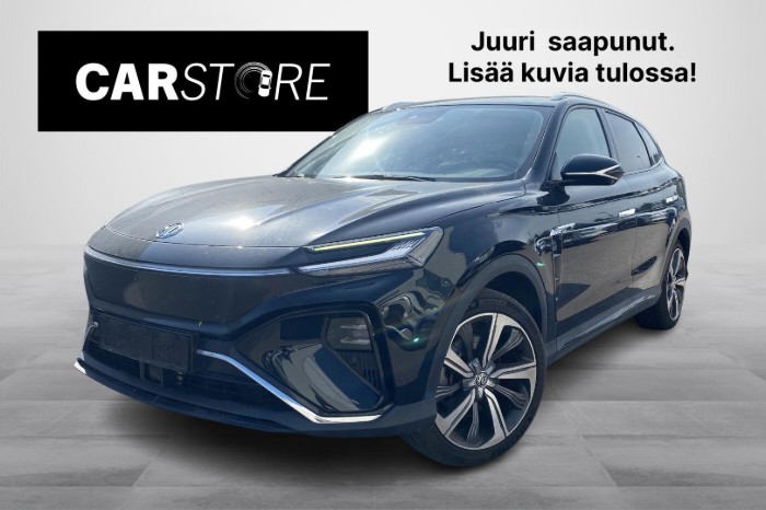 Performance AWD // Bose-äänentoisto / Ilmalämpöpumppu / 360°kamera / LED-Matrix valot / Panorama //