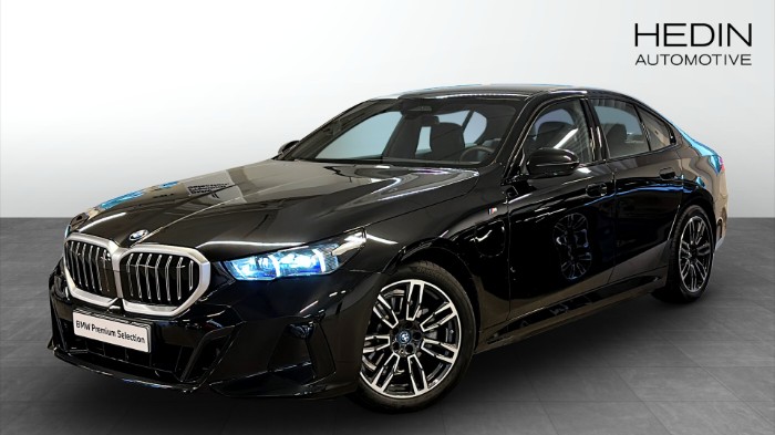 xDrive Sedan M-sport  XDRIVE SEDAN