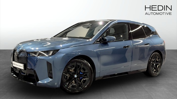 xDrive60 Fully Charged M Sport Edt Panorama Head up Drag