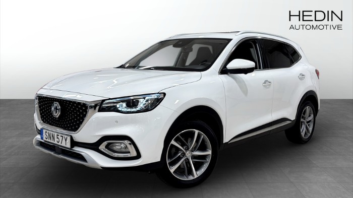 LUXURY PLUG-IN HYBRID
