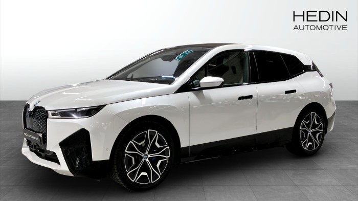 xDrive50 Sport pkt Soft Close Sätesventilation