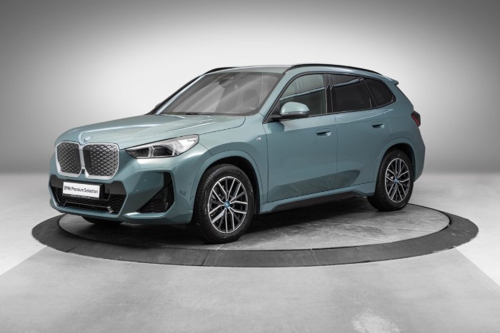 xDrive30 Fully Charged Premium E. (K)