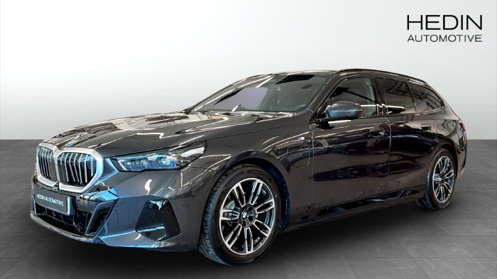 530E xDrive Touring M-Sport H/K Rattvärme Backkamera