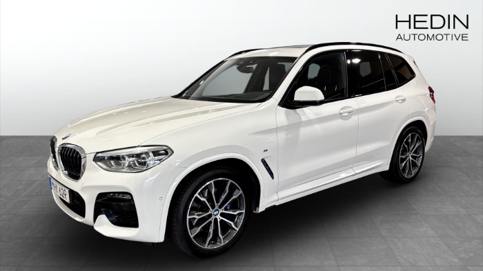 xDrive30d M Sport / Läder / Dragkrok / Panorama