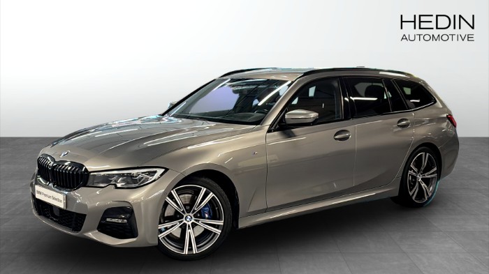 d xDrive Touring M Sport Innovation Head-up El Stolar H/K