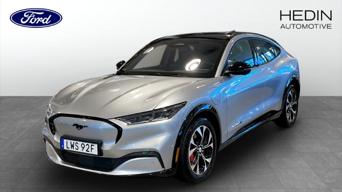 MAC-E AWD LONG-RANGE AUT