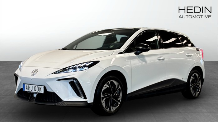 LUXURY 64 KWH LONG RANGE
