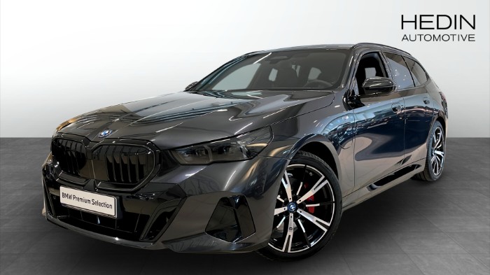 xDrive Touring  M Sport Business Launch Edt Drag Innovation