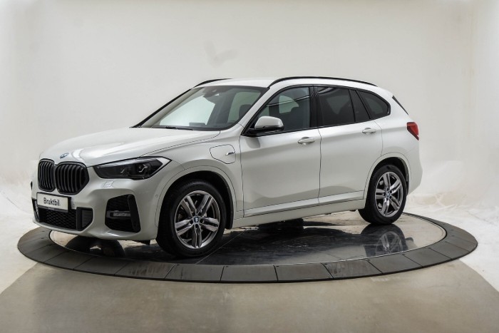 xDrive25e