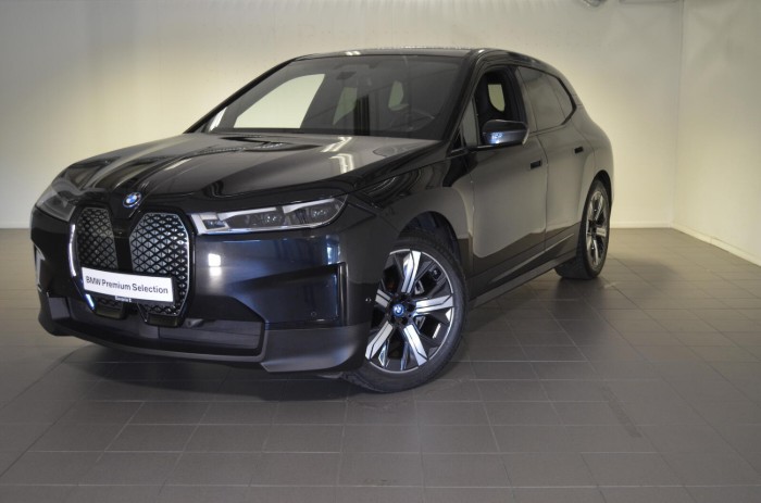 xDrive40 Fully Charged