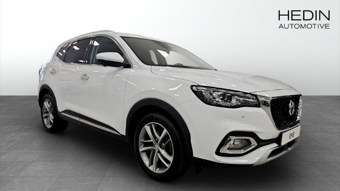 LUXURY PLUG-IN HYBRID