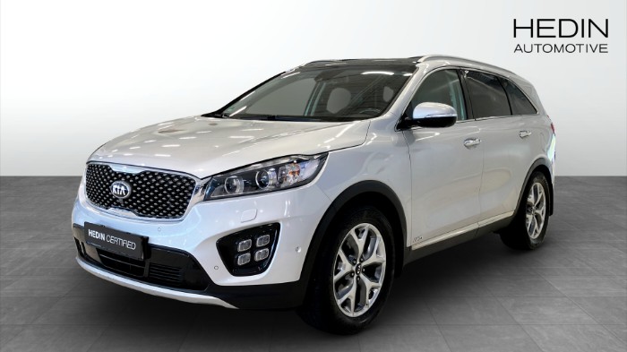 SORENTO 2.2L CRDi 7 sits