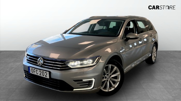 GTE 1.4 TSI Bränslevärmare Drag Kamera Carplay