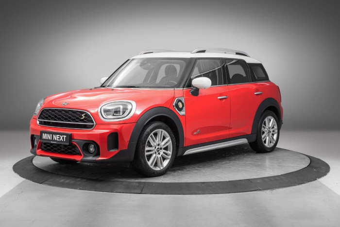 Cooper SE All4 Essential
