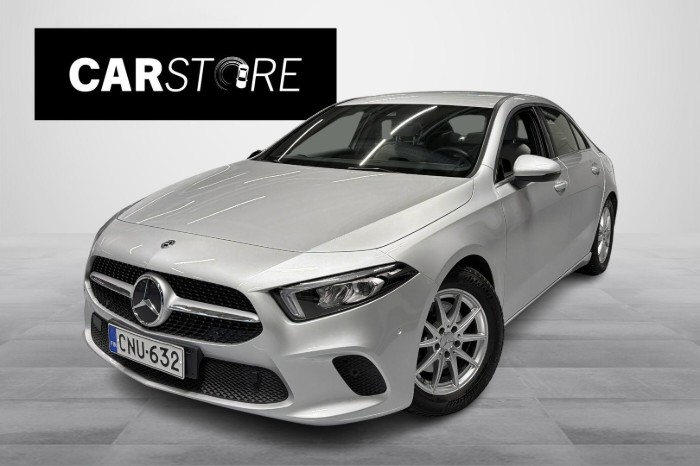 200 A sedan Launch Edition Style // Vakkari / Widescreen / Osanahat / Kamera / 2x alut //