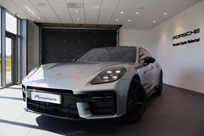 4S E-Hybrid 544HK