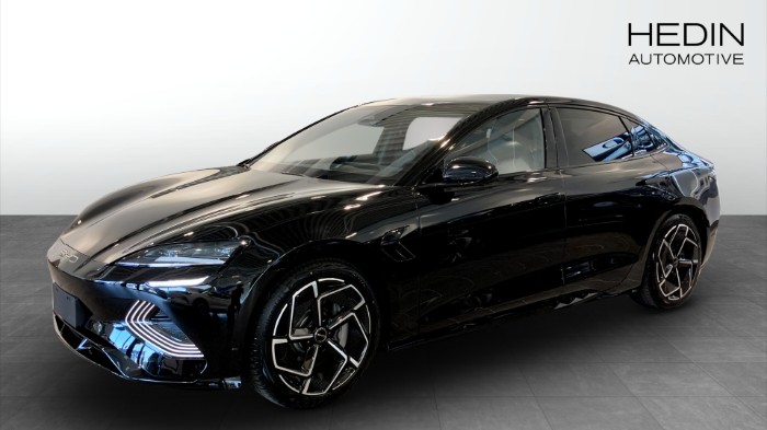 EXCELLENCE AWD