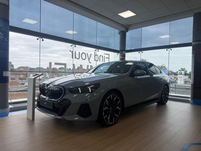 3.0 550e 22.1kWh M Sport Pro Steptronic xDrive Euro 6 (s/s) 4dr